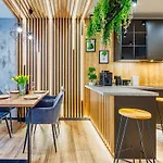 Plant Luxe Z Sauna Ogolnodostepna - 5d Lägenhet